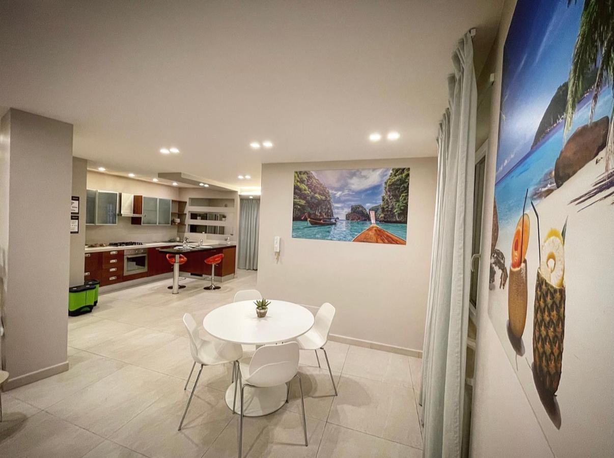 Suite169 In Villa Bari Buitenkant foto
