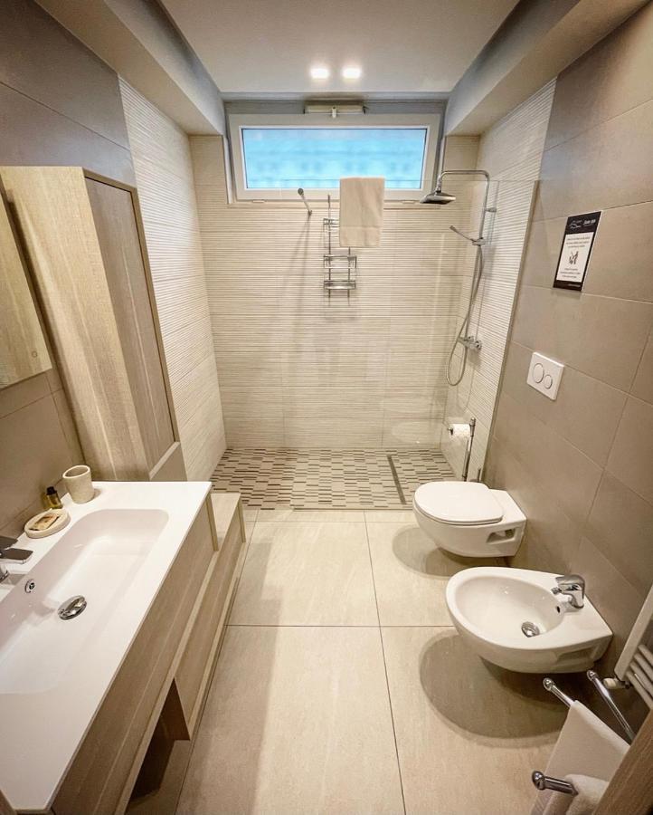 Suite169 In Villa Bari Buitenkant foto