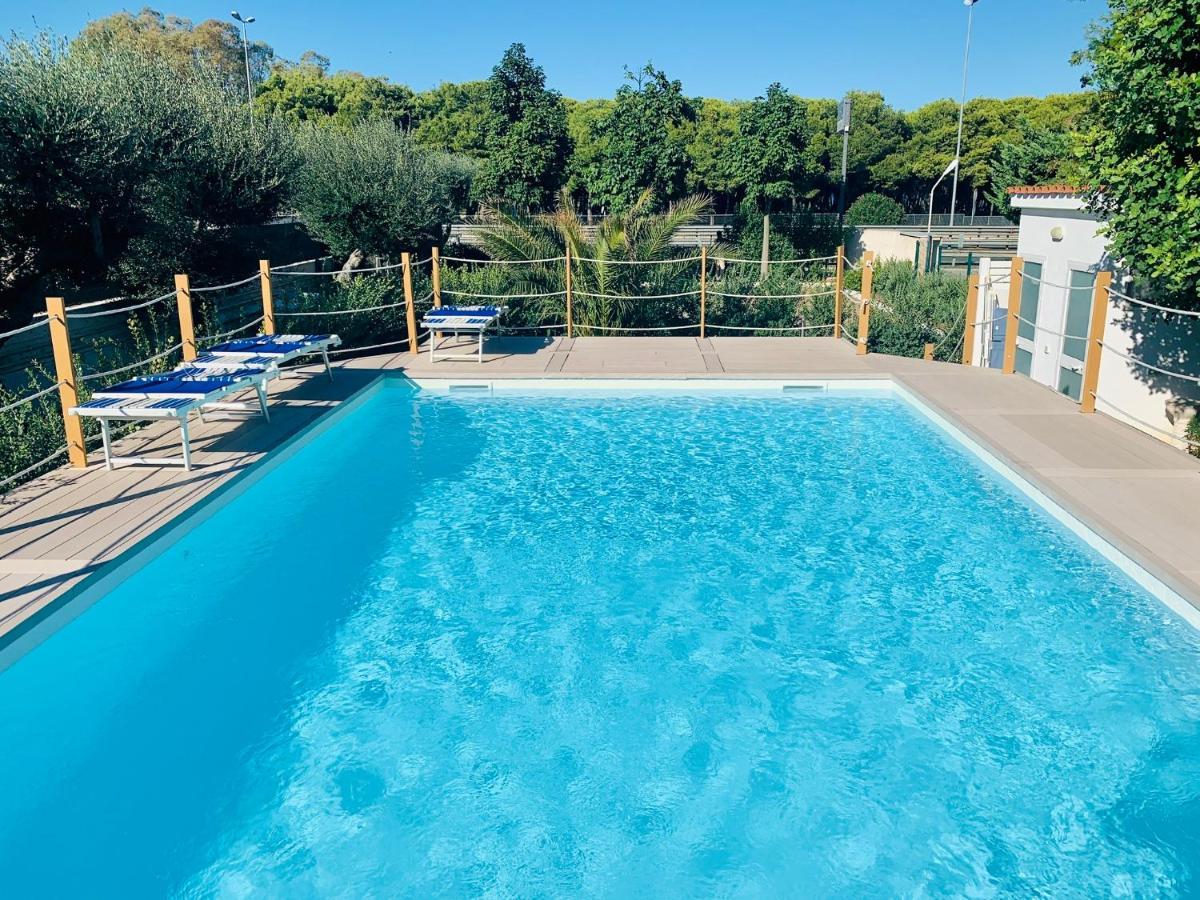Suite169 In Villa Bari Buitenkant foto