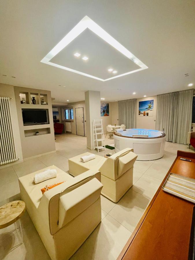 Suite169 In Villa Bari Buitenkant foto